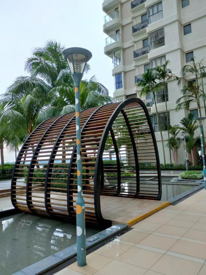 2 Seaview Balcony@danga Bay Apartment *